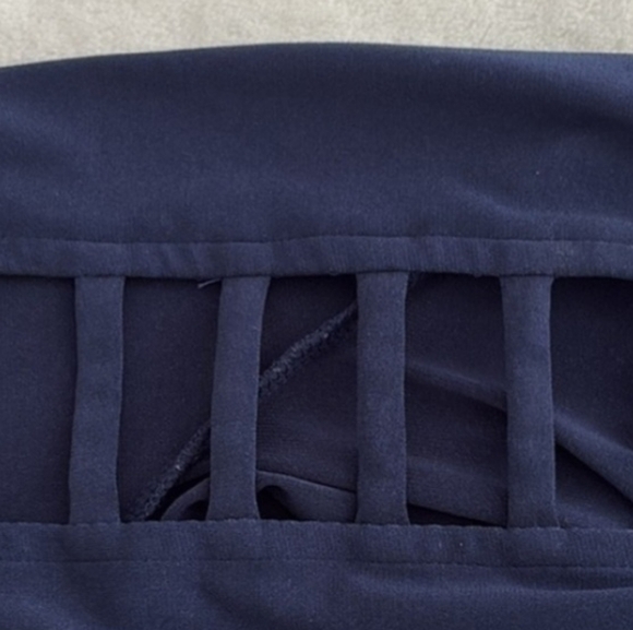 NWOT Michael Kors Blue Blouse with accented Sleeves Size Large - Picture 3 of 3